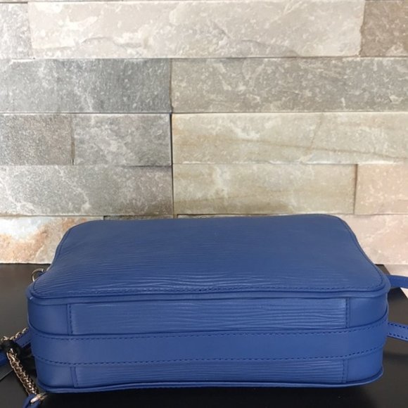 Modalu Women's Austen Crossbody Bag - Picture 8 of 9